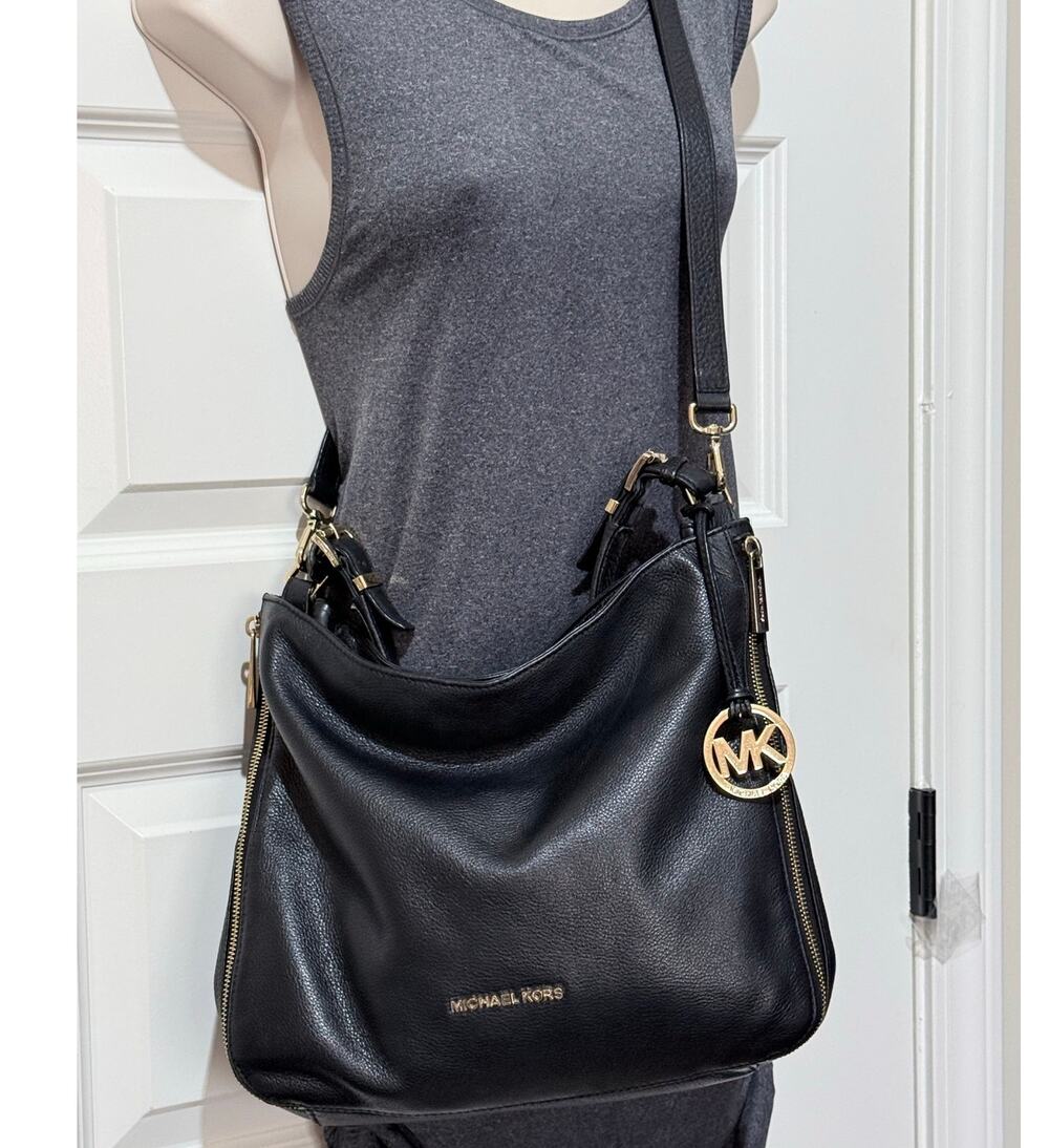Michael Kors Black Pebbled Leather Hobo Shoulder/Crossbody Bag w/ Gold Hardware